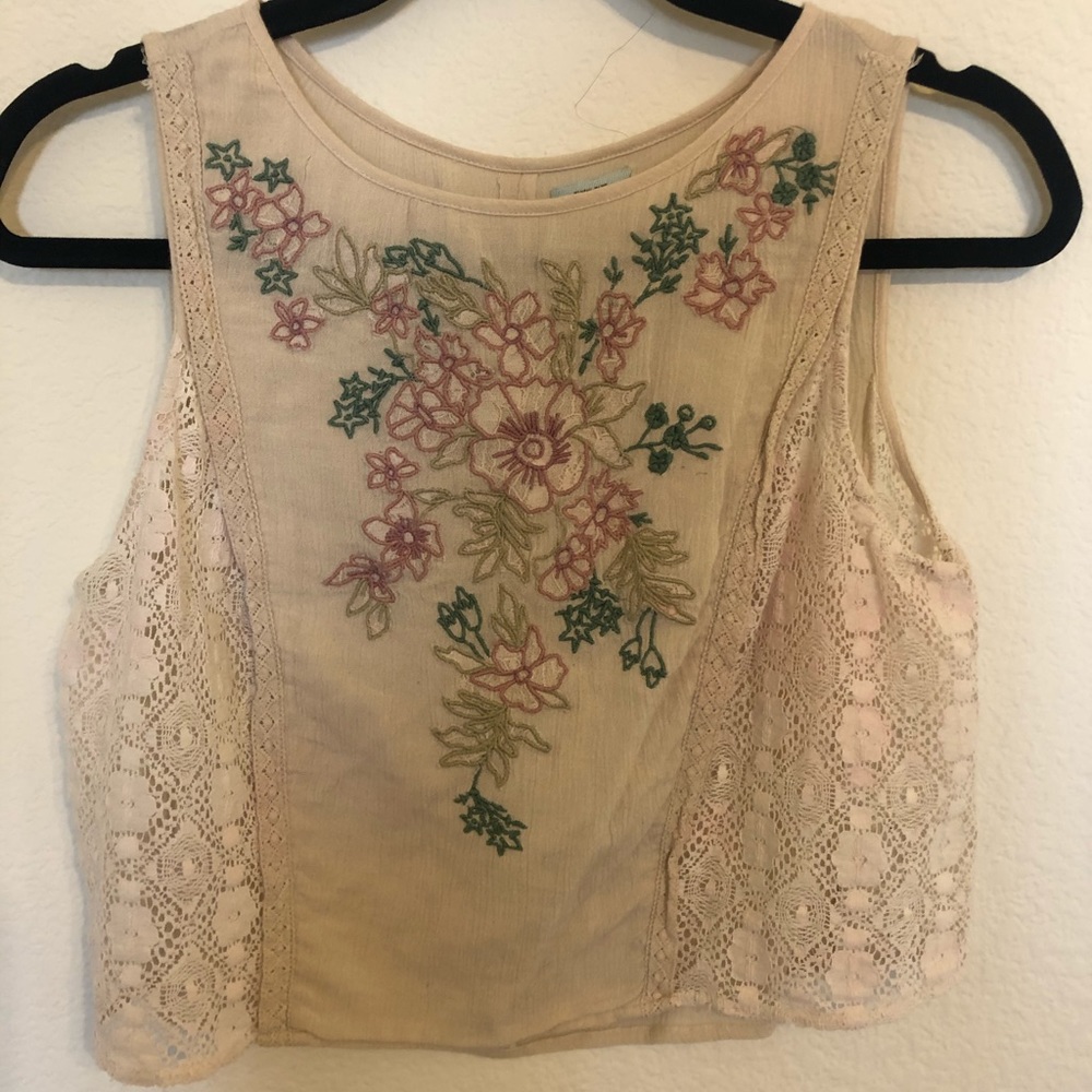 Urban outfitters crop top